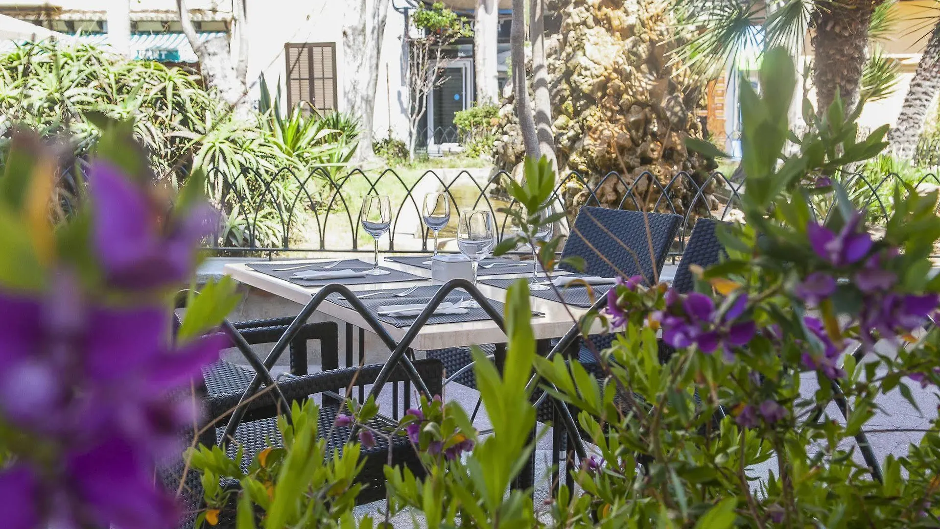Otel Hostal Boho By Kenkohotels Cala Ratjada