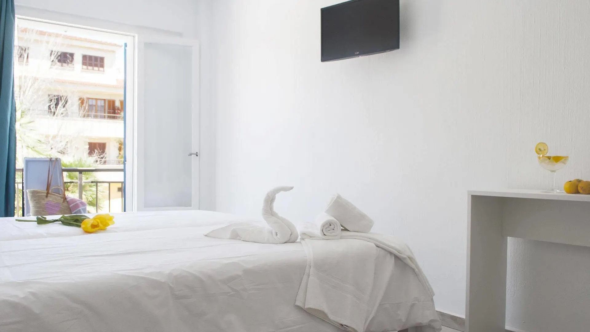 Otel Hostal Boho By Kenkohotels Cala Ratjada